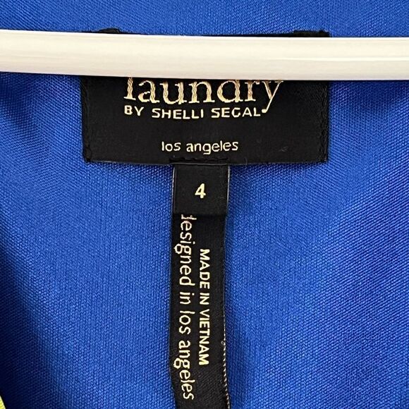 Laundry by Shelli Segal colorful v neck sleeveless dress. - Picture 2 of 5